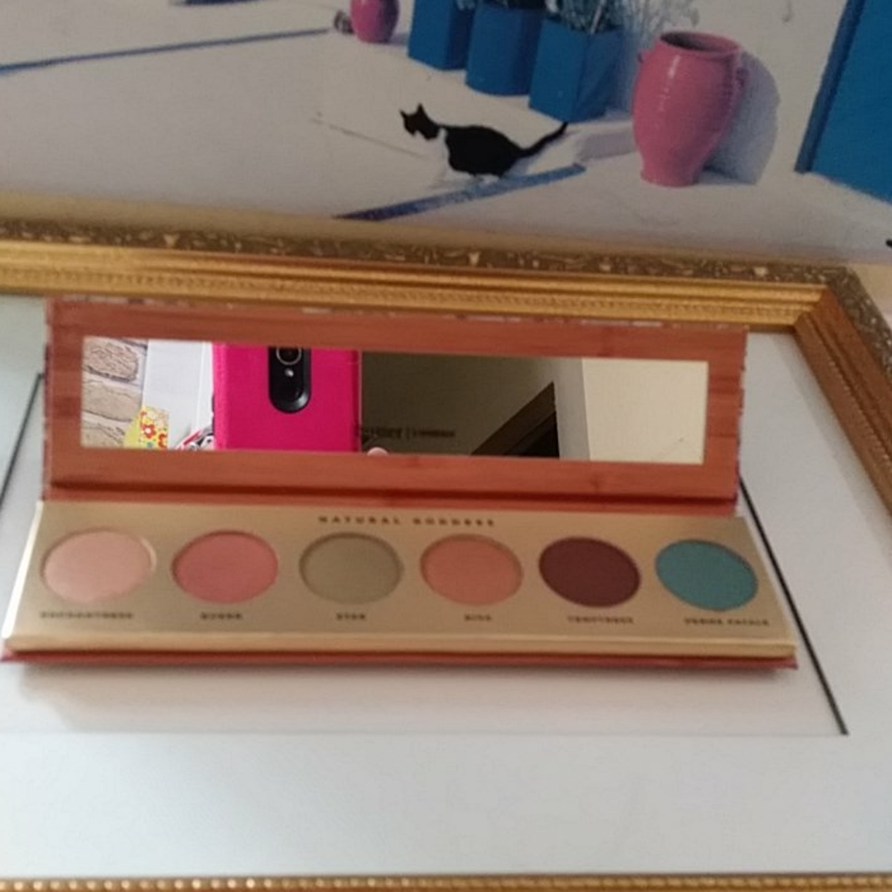 Butter London eyeshadow
